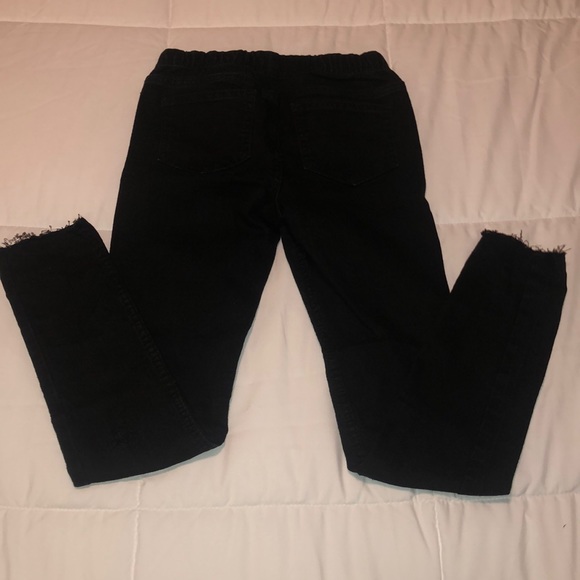 Black Jeans - Picture 2 of 6